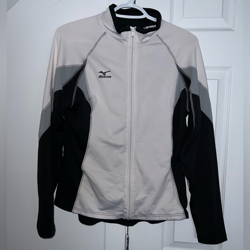 Mizuno dry fit jacket, Dela Salle Volleyball